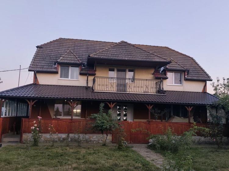 Casă cu 4 camere în Galda de Jos