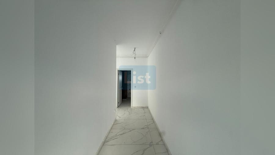 Apartament cu 2 camere semidecomandat, mobilat în Baciu