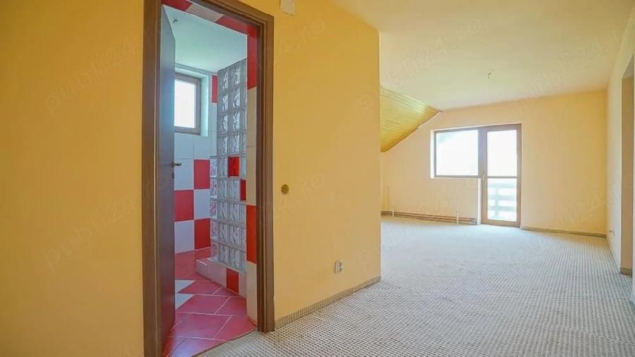 Spațiu comercial, de 746 mp, în Predeluț