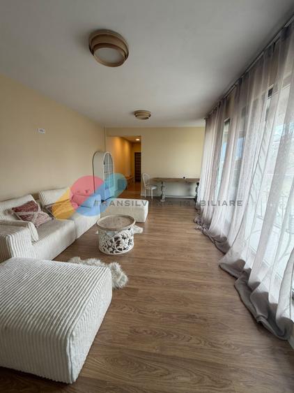 Apartament cu 2 camere semidecomandat în Borhanci