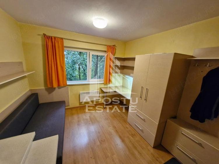 Garsonieră decomandată în Complex Studențesc