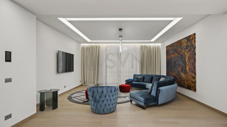 Apartament cu 5 camere semidecomandat, mobilat în Kiseleff