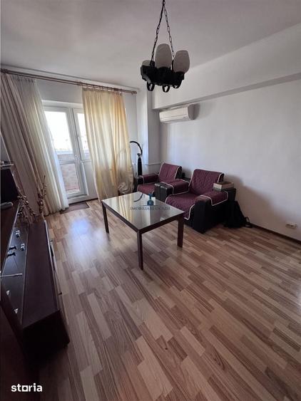 Apartament cu 2 camere semidecomandat în Berceni