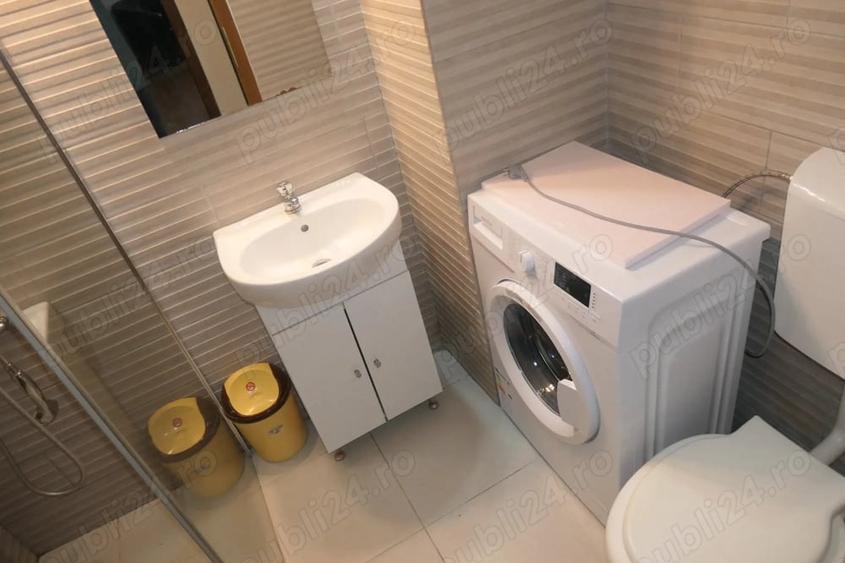 Garsonieră decomandată în Central