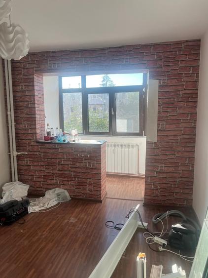 Apartament cu 3 camere decomandat în Ostroveni
