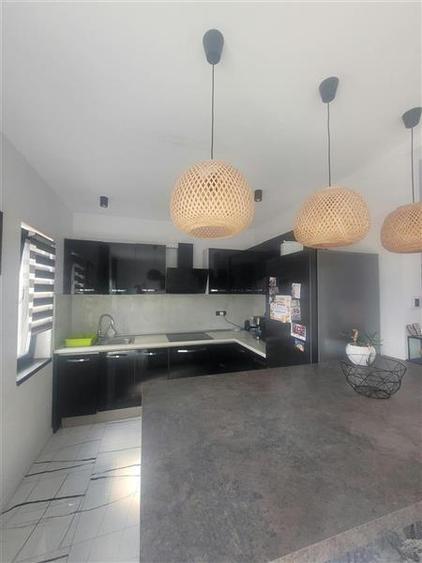 Casă individuală cu 4 camere cu Teren 406 Mp în Agigea