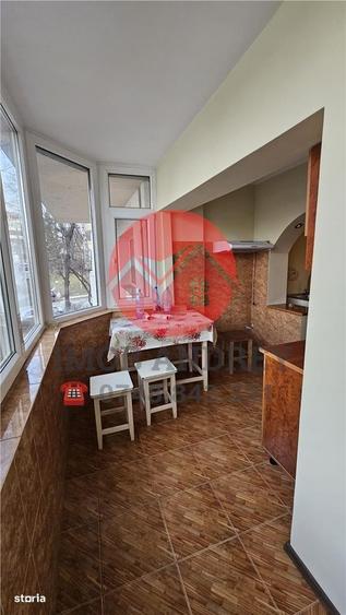 Apartament cu 2 camere decomandat în Central