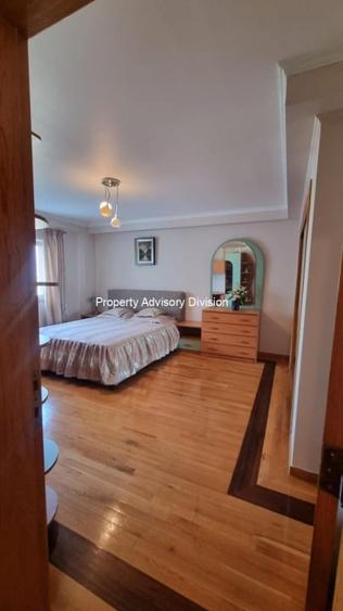 Apartament cu 4 camere în 13 Septembrie