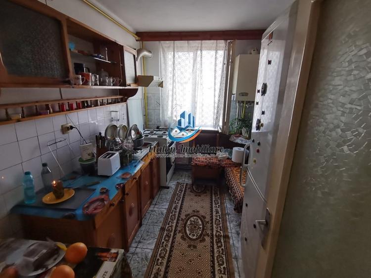 Apartament cu 2 camere decomandat în Dărmănești