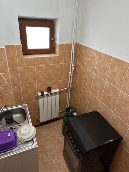 Garsonieră decomandată în Piața Nouă