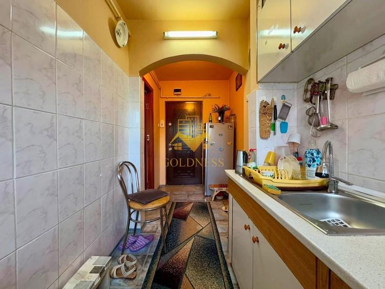 Apartament cu 2 camere semidecomandat, mobilat în Mănăștur