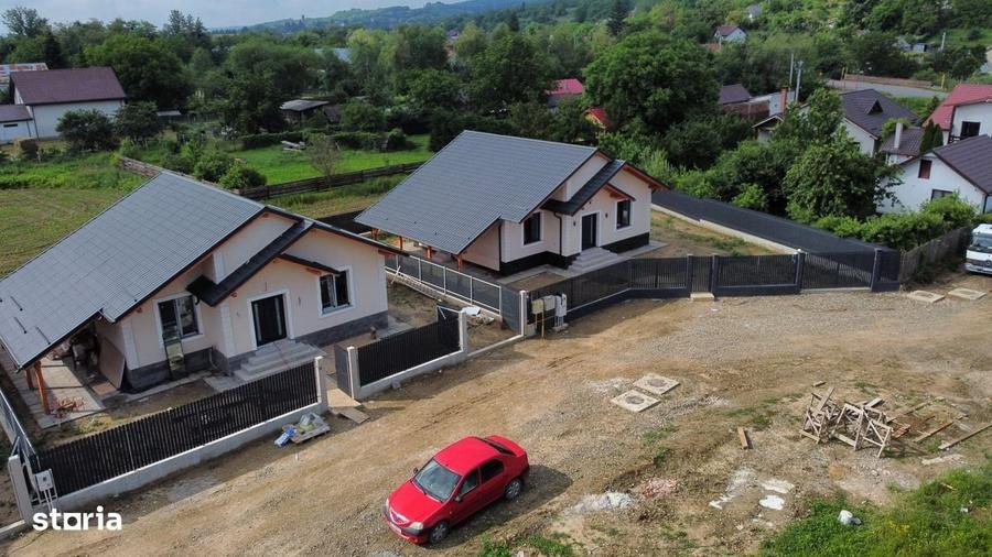 Casă cu 3 camere cu Teren 380 Mp în Hemeiuș