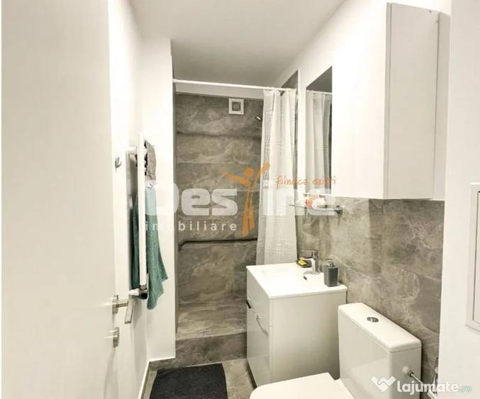 Apartament cu 2 camere decomandat în Eroii Revoluției