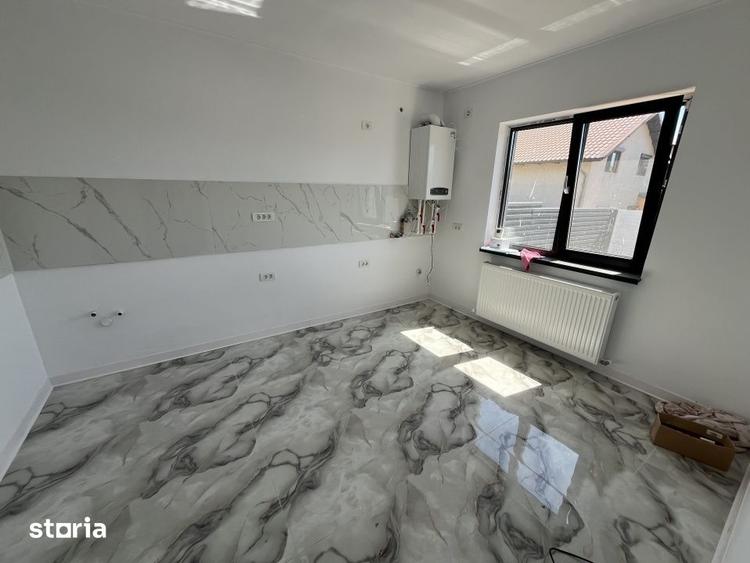 Casă cu 3 camere cu Teren 320 Mp în Valu lui Traian