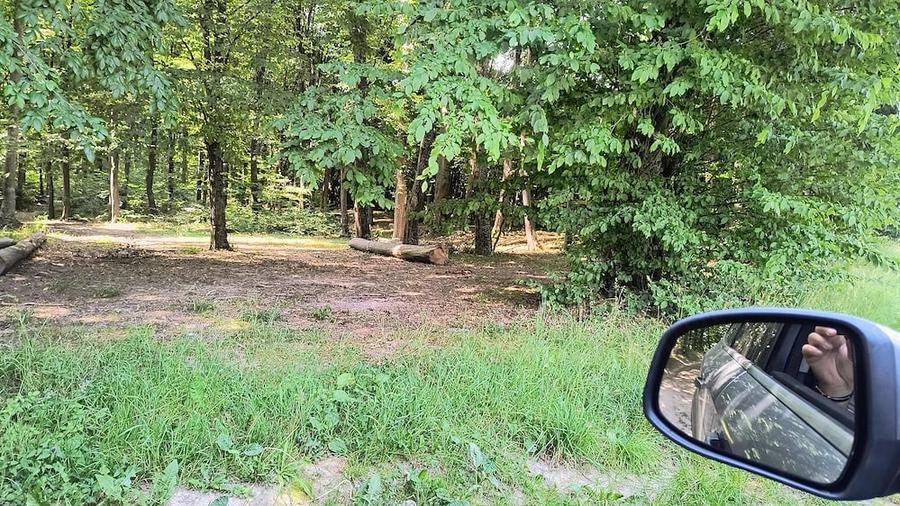 Teren de 2600 mp, în Măriței