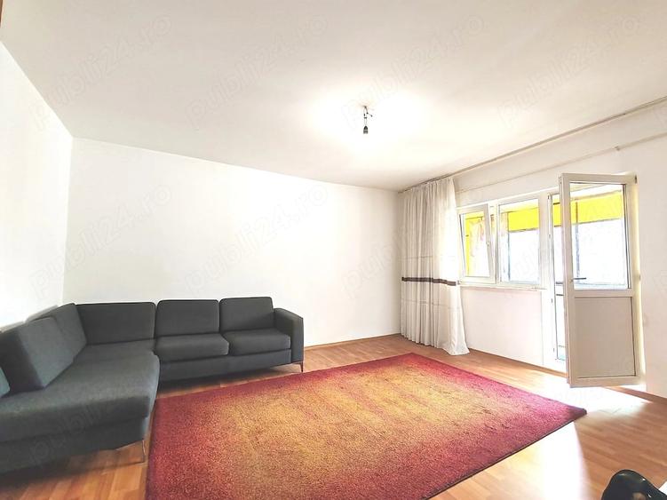 Apartament cu 3 camere decomandat în Găvana