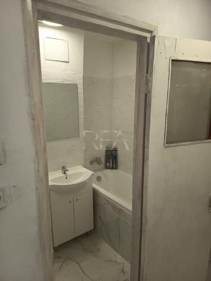 2 camere decomandat renovat Aleea Lamote?ti | Etaj 6/10 | S - 7