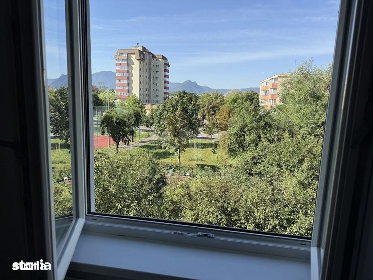 Apartament cu 2 camere decomandat în Hărmanului