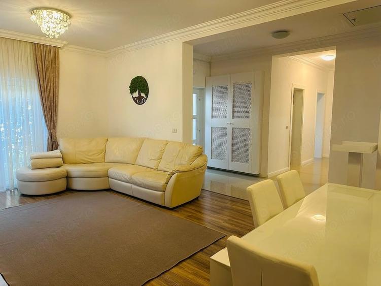 Casă cu 3 camere în Dumbrăvița