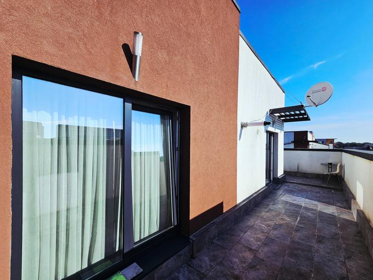Apartament cu 2 camere semidecomandat în Tractorul
