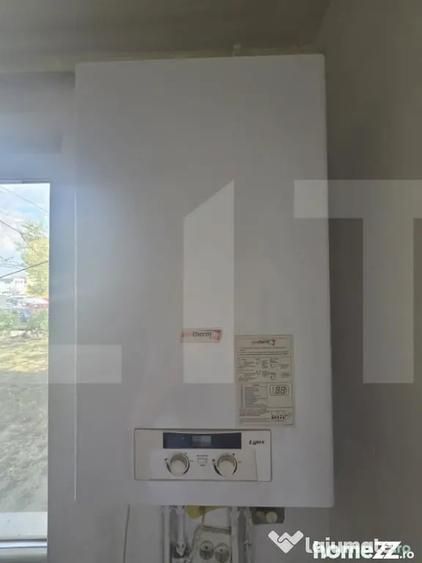 Apartament cu 3 camere decomandat în Sud