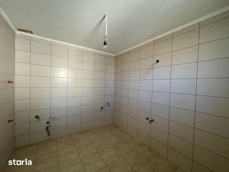 CASA RENOVATA + TEREN 3100 MP | CURTE SI GRADINA | FRATAUTII NOI - 12