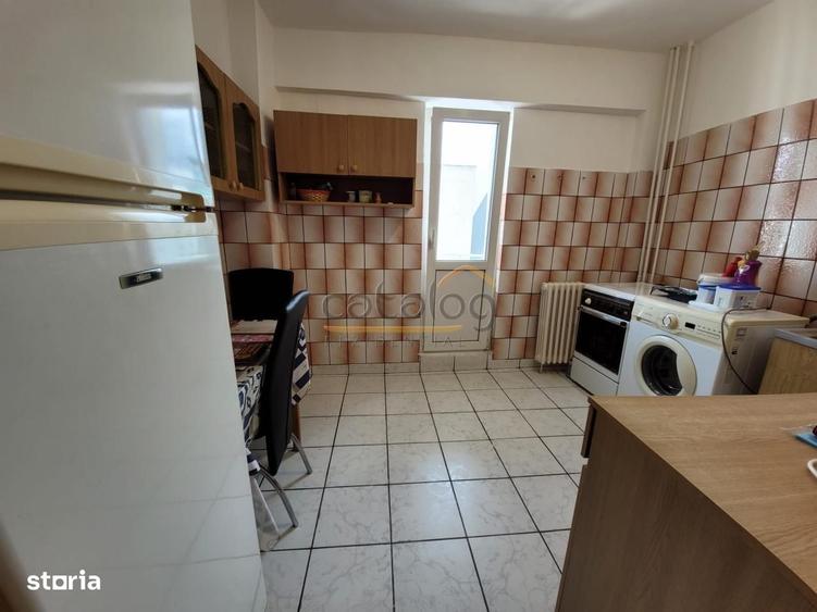 Garsonieră decomandată în Calea Călărașilor