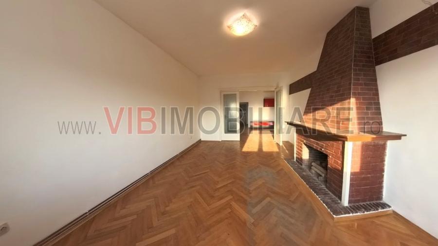 Apartament cu 2 camere decomandat în Romană