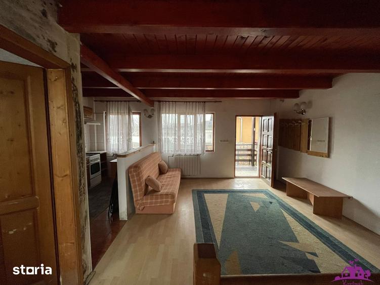 Casă cu 4 camere cu Teren 427 Mp în Central