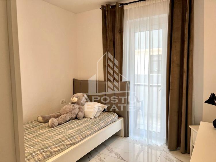 Apartament cu 3 camere semidecomandat în Braytim