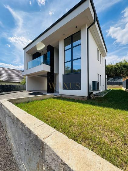 Casă individuală cu 4 camere cu Teren 600 Mp în Florești
