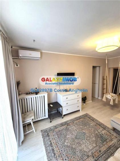 Apartament cu 2 camere semidecomandat, mobilat în Romană