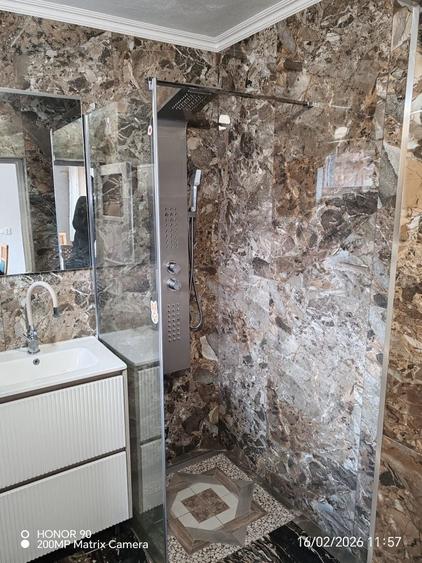 Casă cu 3 camere cu Teren 180 Mp în Central