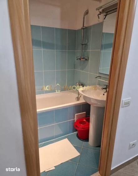 Apartament cu 3 camere, mobilat în Pajura