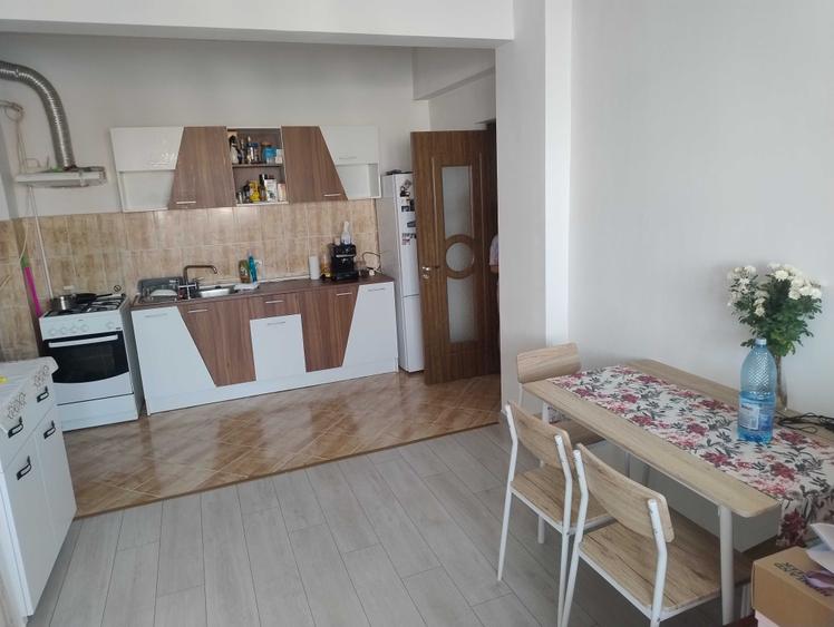 Apartament cu 2 camere semidecomandat în Exterior Vest