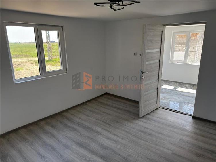 Casă individuală cu 3 camere cu Teren 550 Mp în Gălbinași