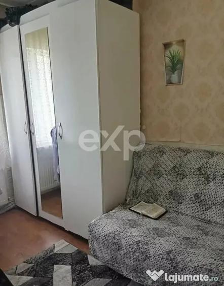 Apartament cu 2 camere semidecomandat în Micro 9