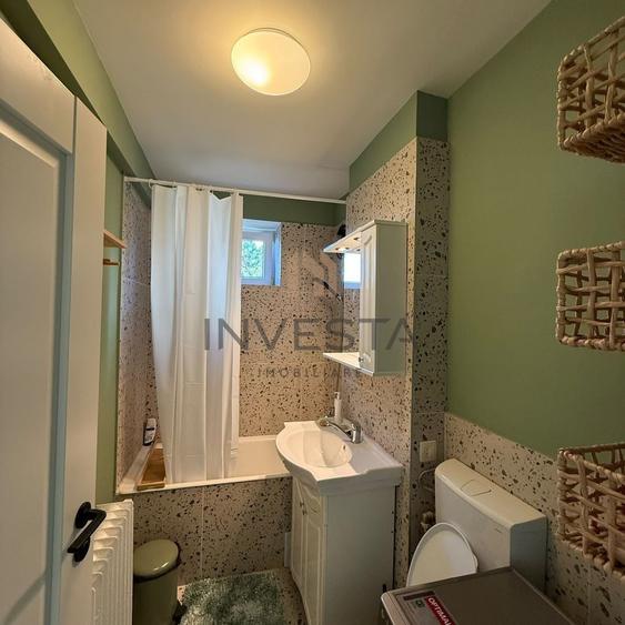 Apartament cu 3 camere semidecomandat, mobilat în Gheorgheni