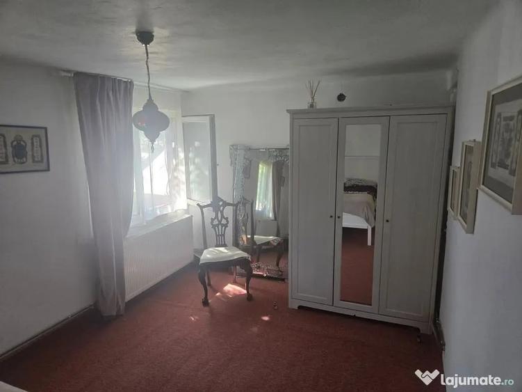 Casă cu 4 camere cu Teren 500 Mp în Teșila