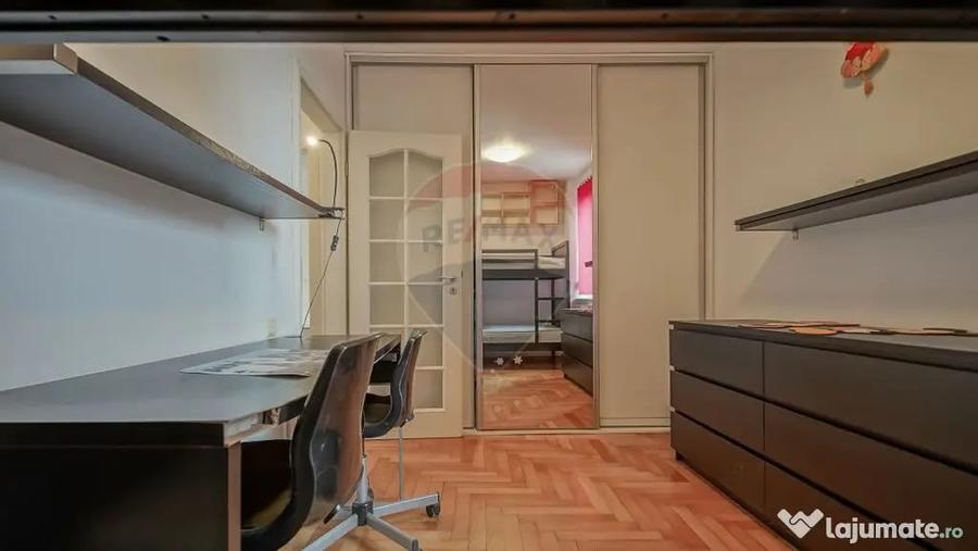 Apartament cu 3 camere decomandat în Griviței