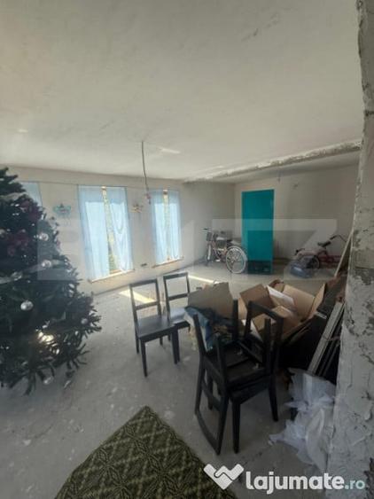 Casa cu etaj, 220 mp utili, 900 mp teren, Salcea, SV - 1
