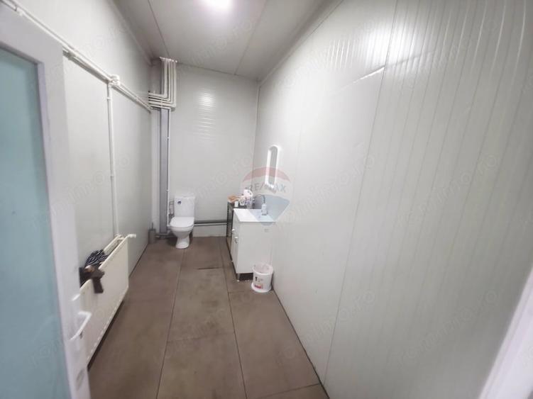 Spațiu comercial, de 530 mp, în Dumbrava