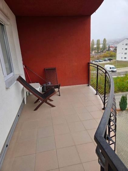 Apartament cu 2 camere decomandat în Cetate