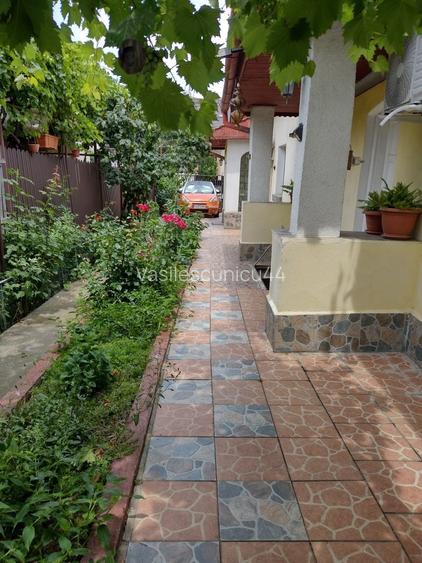 Vand casa zona Puskin
