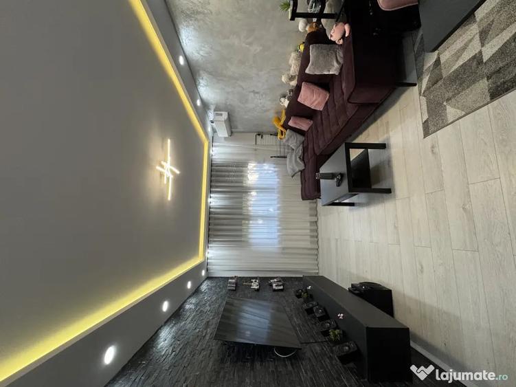 Apartament cu 2 camere semidecomandat în 1 Mai