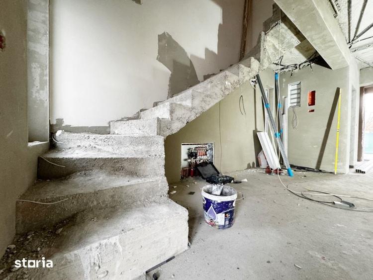 Casă cu 4 camere cu Teren 150 Mp în Girocului