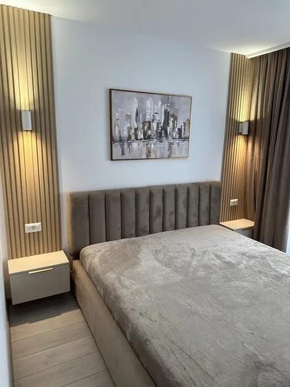 Apartament cu 2 camere semidecomandat, mobilat în Berceni