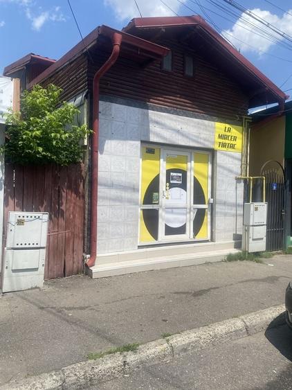Spațiu comercial, în Malu Roșu