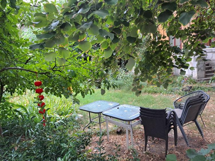 Apartament cu 9 camere circular în Cotroceni