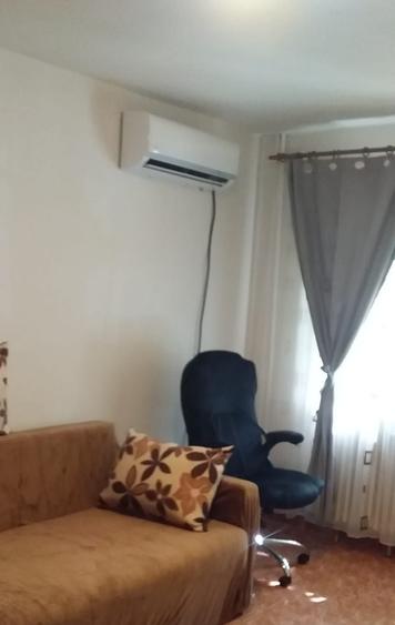 Garsonieră decomandată în Micălaca